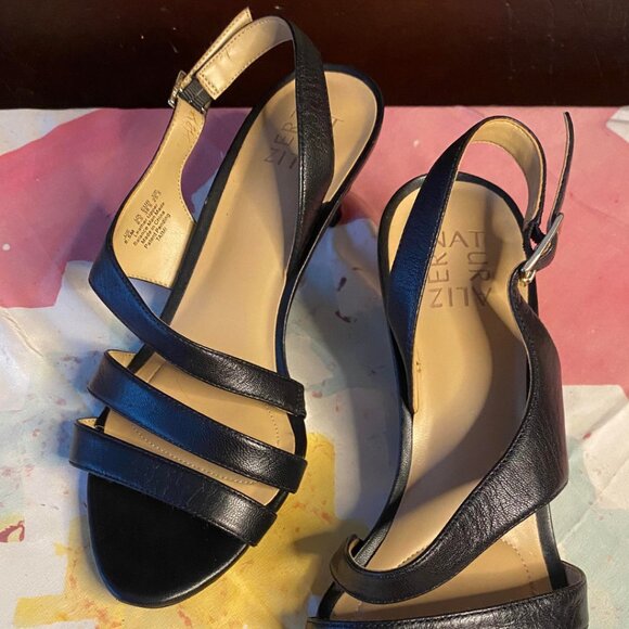 Naturalizer ‘Taimi’ strappy mid-heel slingback sandals - Picture 2 of 8